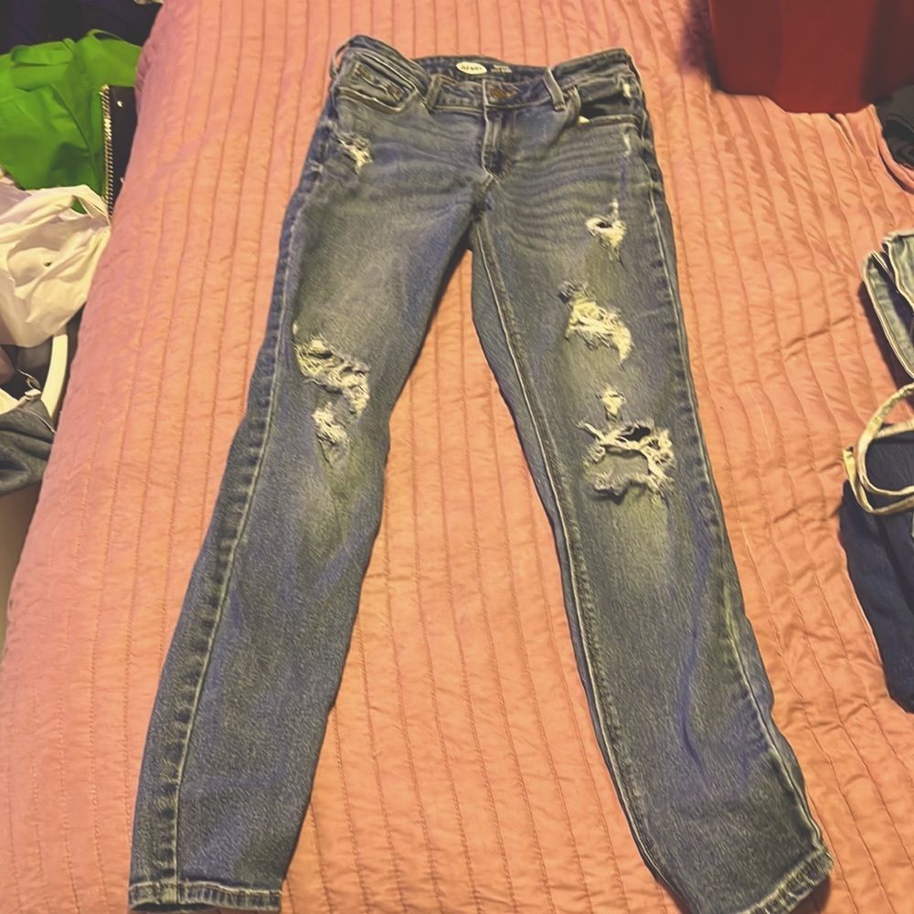 Old navy rockstar super skinny jeans mid rise I believe size 2